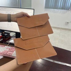 Ví Da In Logo Theo Yêu Cầu – Quà Tặng Doanh Nghiệp - góc ảnh 2