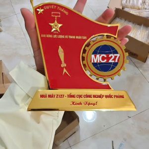 Kỷ Niệm Chương Mạ Vàng Thiết Kế Theo Yêu Cầu - góc ảnh 6